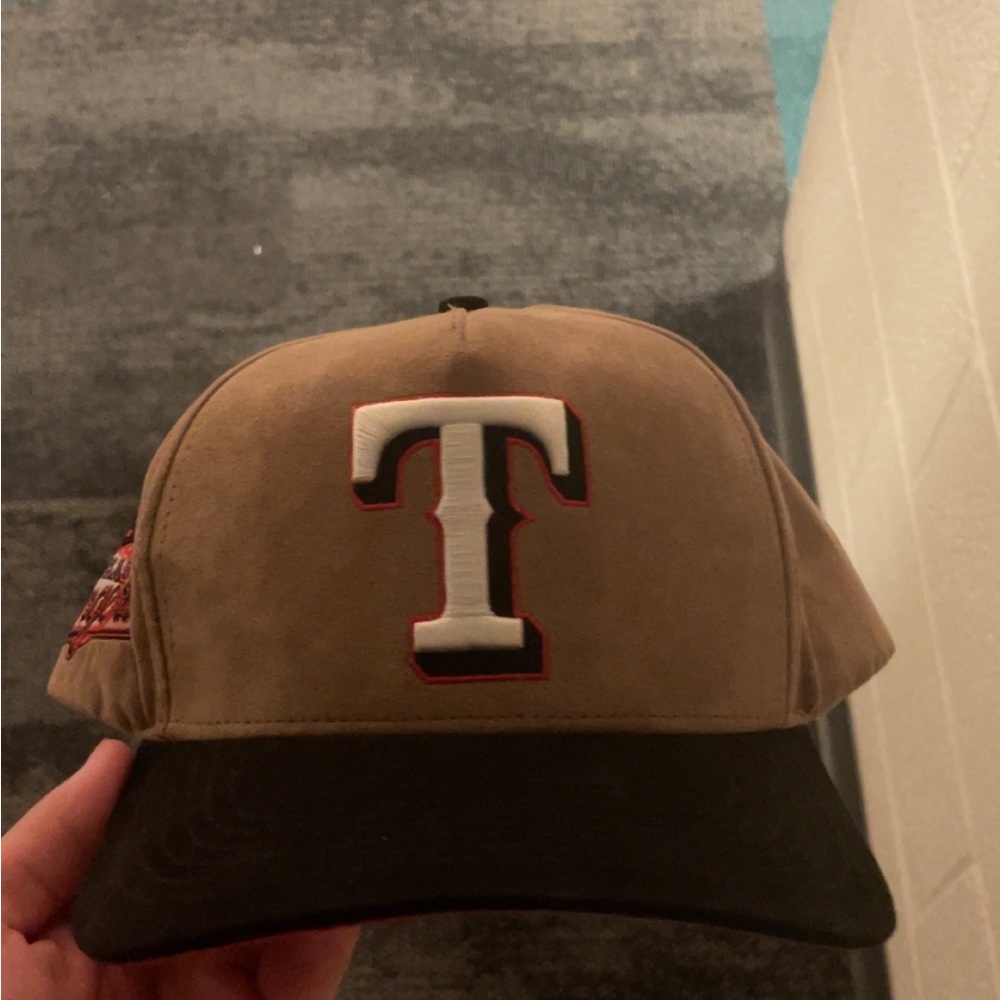 LIMITED EDITION TEXAS RANGERS 100% SUEDE SNAPBACK
